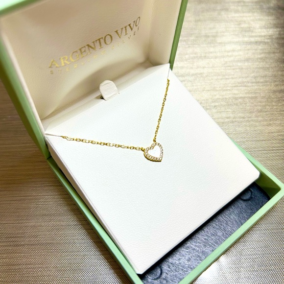 BRAND NEW Rachel Zoe gold toned adjustable necklace 🤩 Box included - Picture 3 of 5